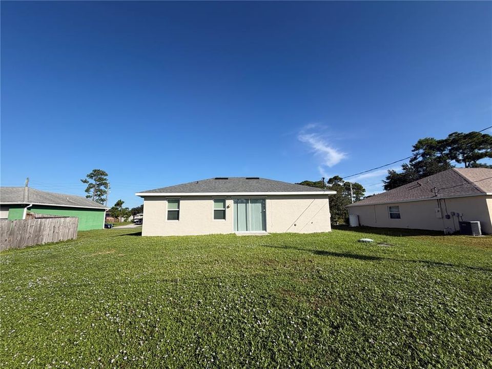 For Rent: $1,675 (3 beds, 2 baths, 1268 Square Feet)
