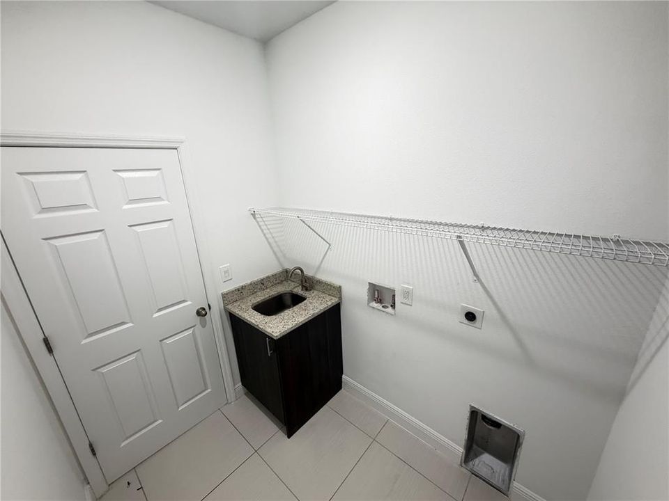 For Rent: $1,675 (3 beds, 2 baths, 1268 Square Feet)