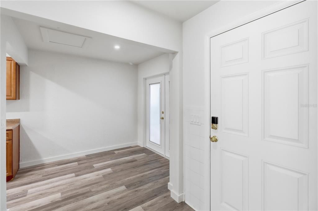 En Venta: $295,000 (3 camas, 2 baños, 1544 Pies cuadrados)