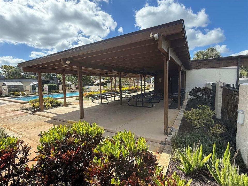 En Venta: $295,000 (3 camas, 2 baños, 1544 Pies cuadrados)