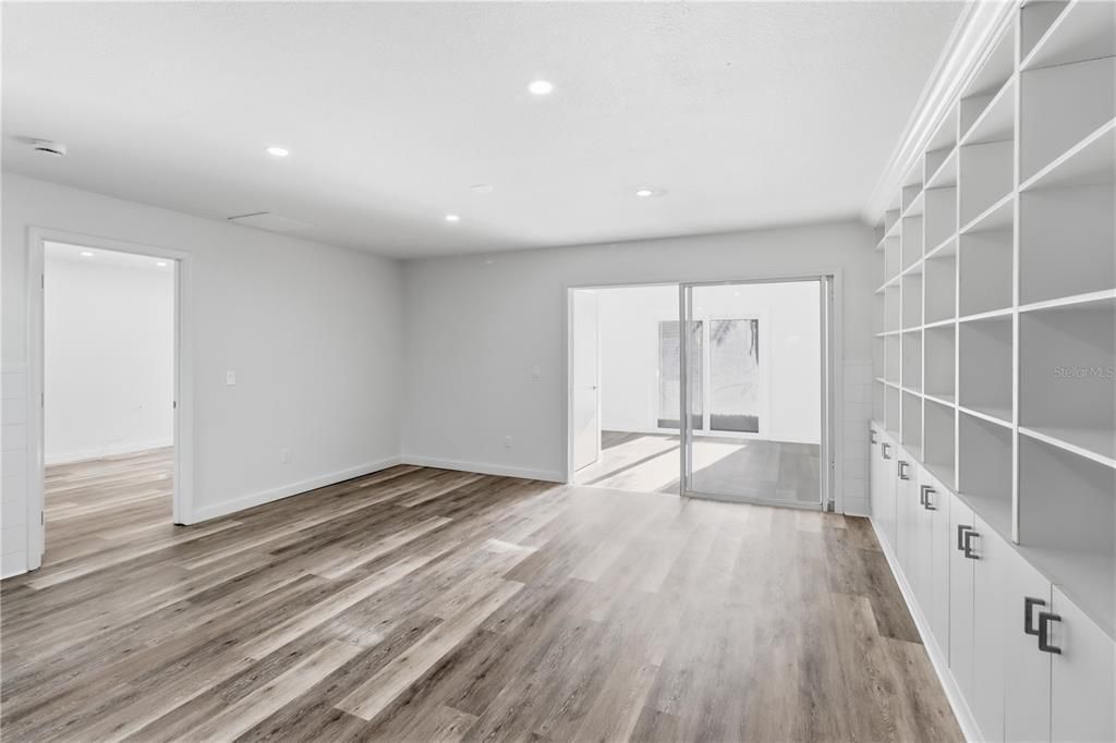 En Venta: $295,000 (3 camas, 2 baños, 1544 Pies cuadrados)
