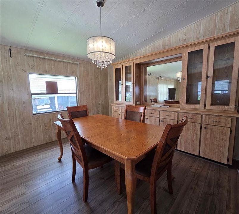 En Venta: $149,900 (2 camas, 2 baños, 1370 Pies cuadrados)