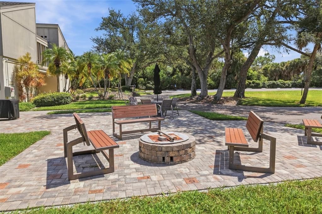 For Sale: $255,000 (2 beds, 2 baths, 1223 Square Feet)