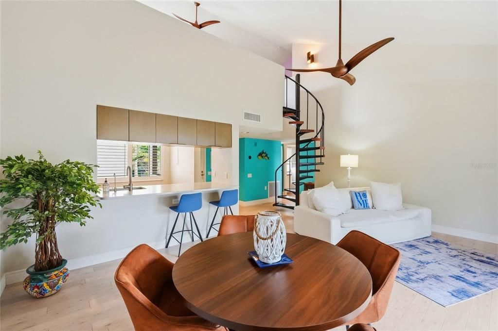 For Sale: $255,000 (2 beds, 2 baths, 1223 Square Feet)