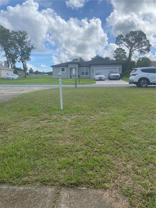 For Rent: $1,600 (3 beds, 2 baths, 1038 Square Feet)