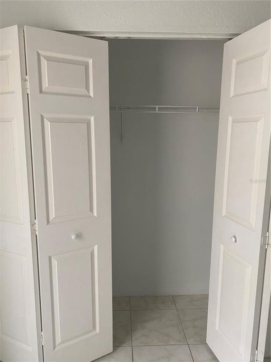 For Rent: $1,600 (3 beds, 2 baths, 1038 Square Feet)