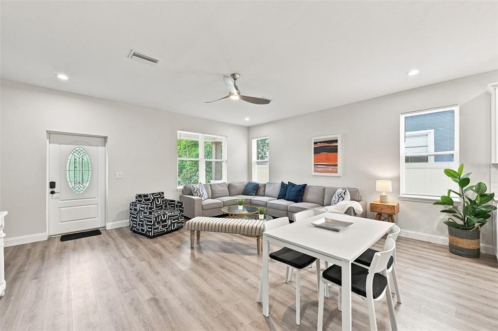 For Rent: $3,695 (3 beds, 2 baths, 1550 Square Feet)