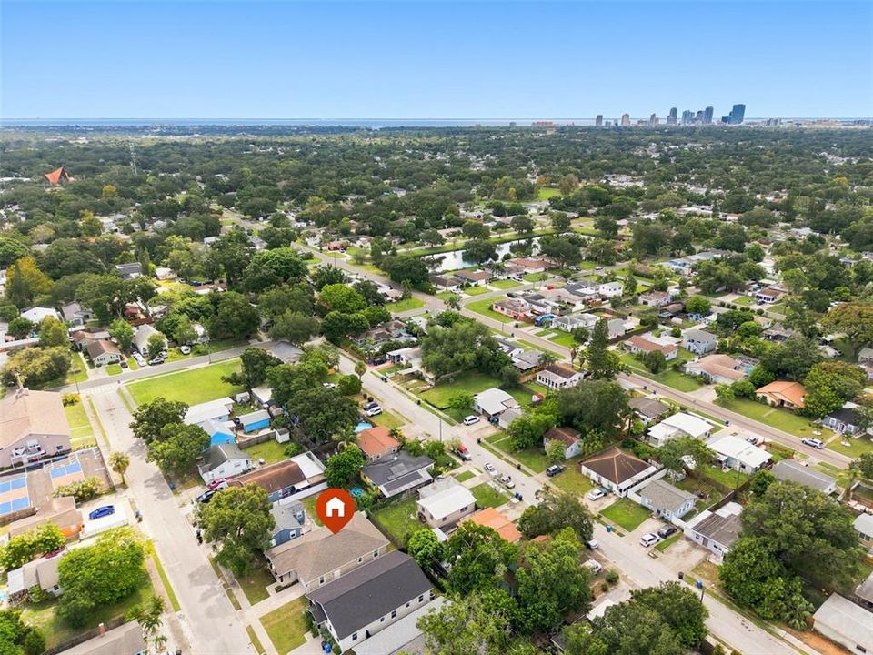 For Rent: $3,695 (3 beds, 2 baths, 1550 Square Feet)