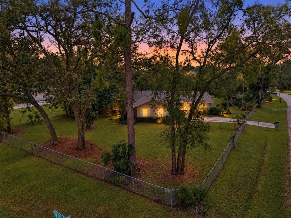 For Sale: $259,900 (3 beds, 2 baths, 1311 Square Feet)
