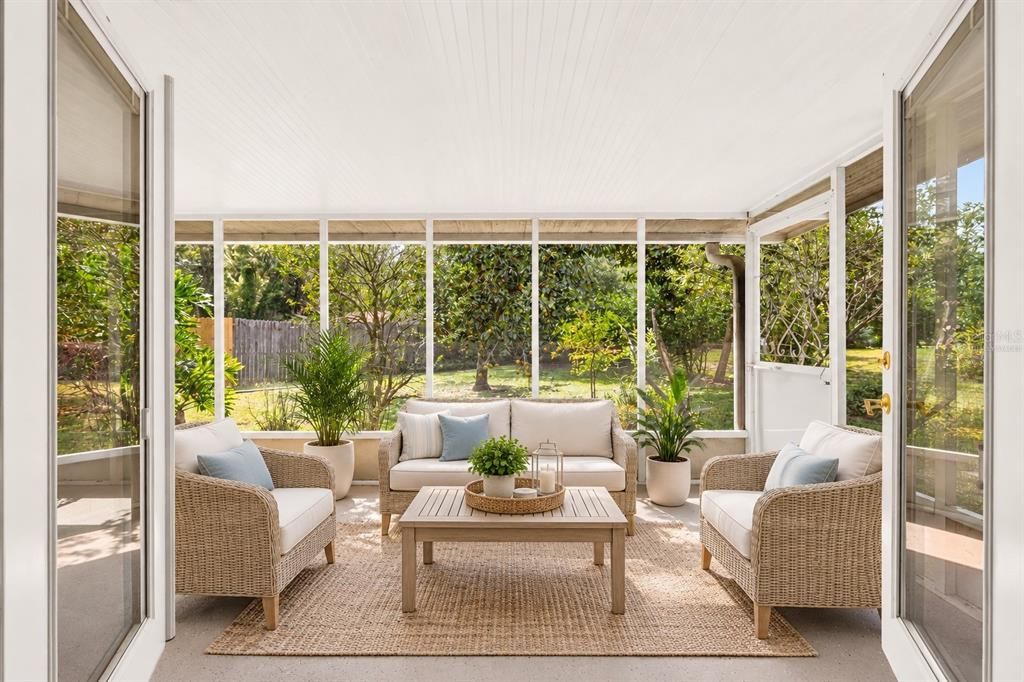 For Sale: $259,900 (3 beds, 2 baths, 1311 Square Feet)