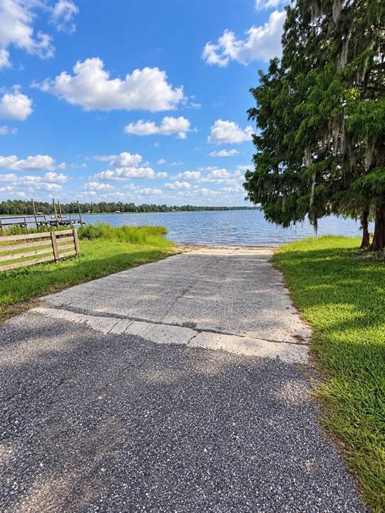 For Sale: $259,900 (3 beds, 2 baths, 1311 Square Feet)