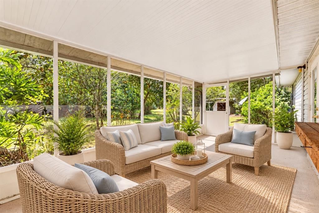 For Sale: $259,900 (3 beds, 2 baths, 1311 Square Feet)