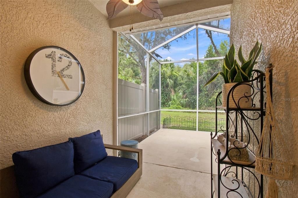 For Sale: $374,900 (4 beds, 2 baths, 1623 Square Feet)