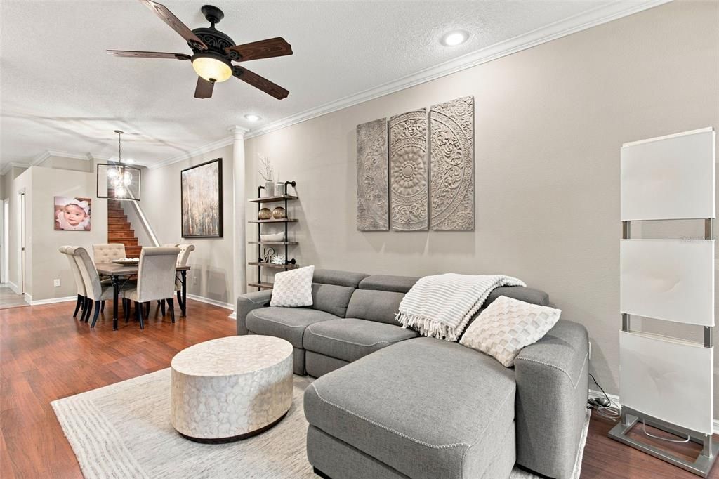 For Sale: $374,900 (4 beds, 2 baths, 1623 Square Feet)