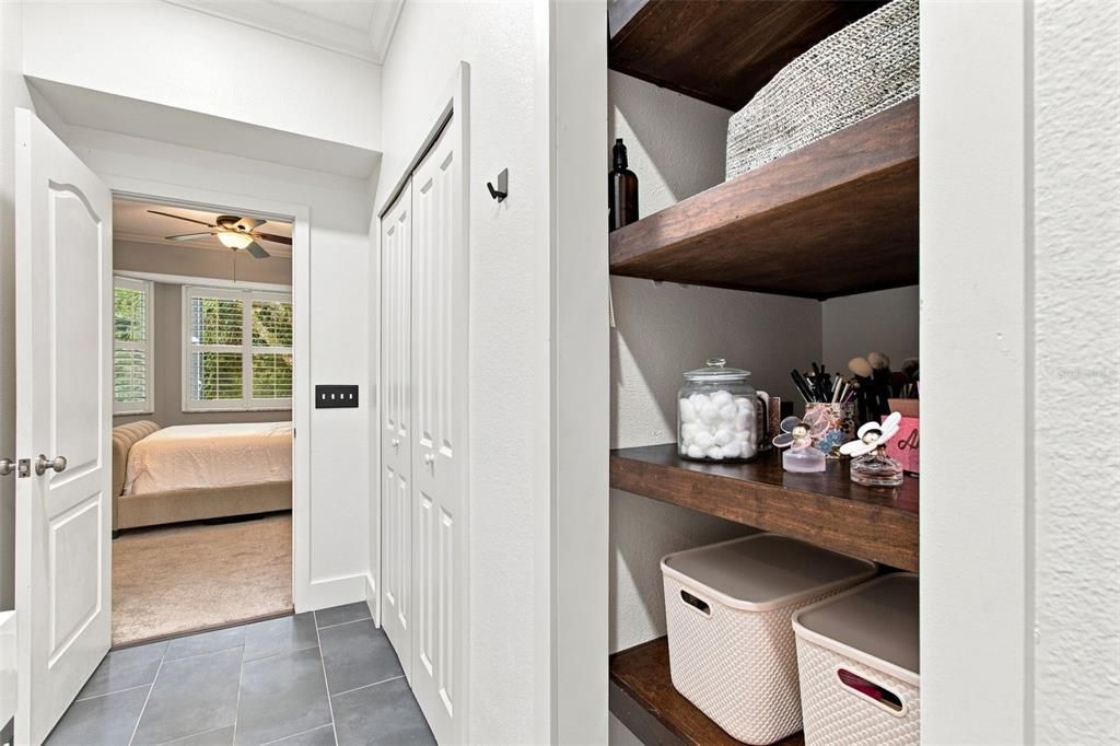 For Sale: $374,900 (4 beds, 2 baths, 1623 Square Feet)