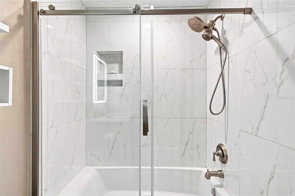For Sale: $374,900 (4 beds, 2 baths, 1623 Square Feet)