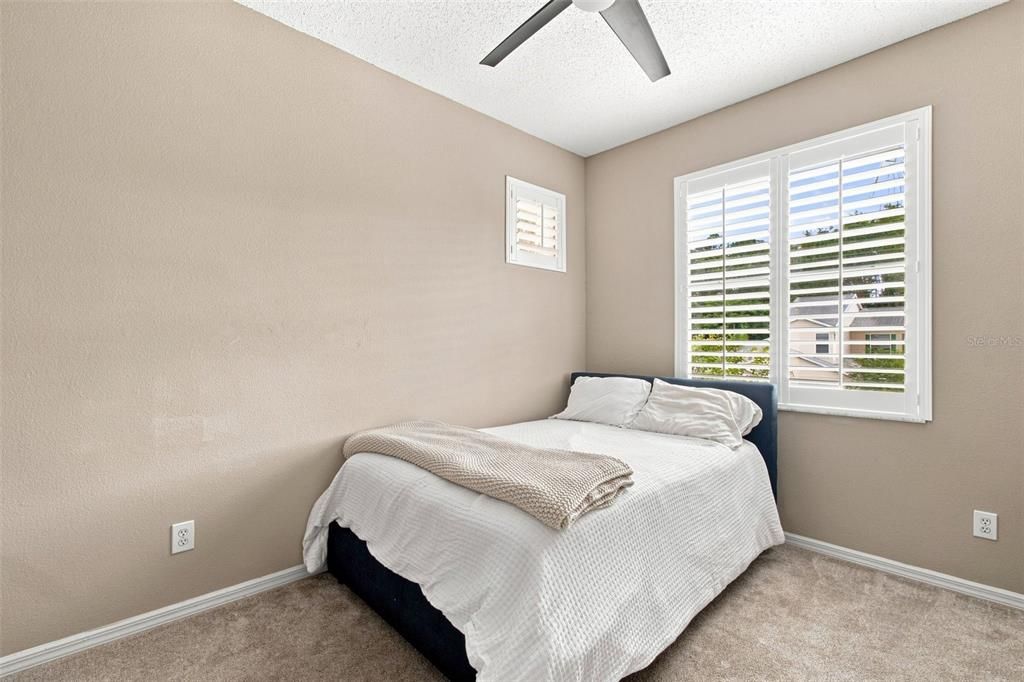 For Sale: $374,900 (4 beds, 2 baths, 1623 Square Feet)