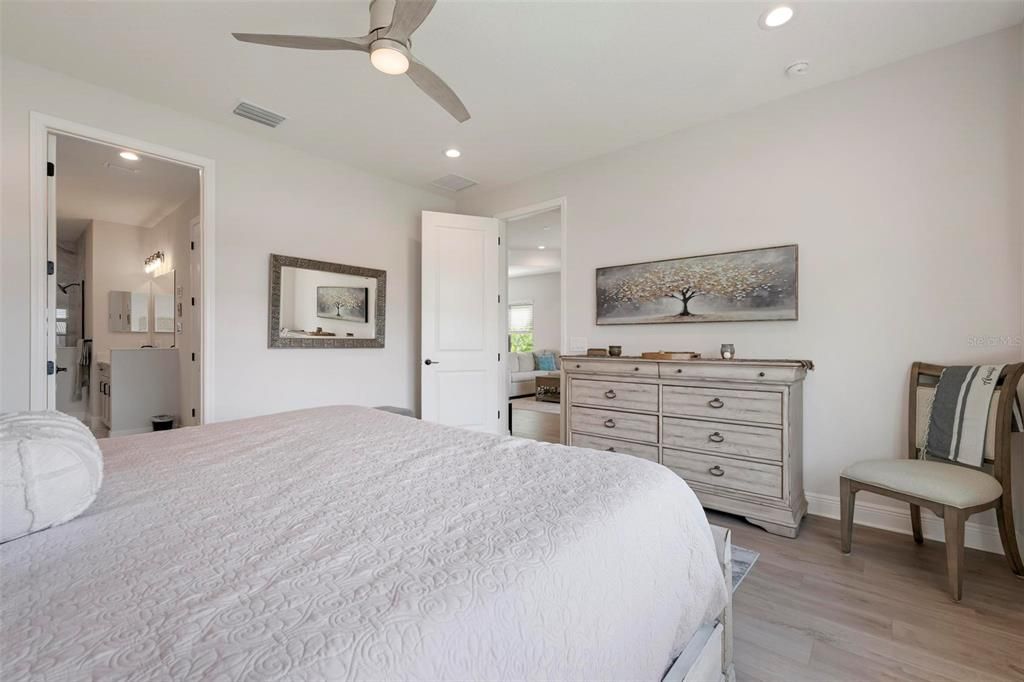 For Sale: $485,000 (3 beds, 2 baths, 1850 Square Feet)