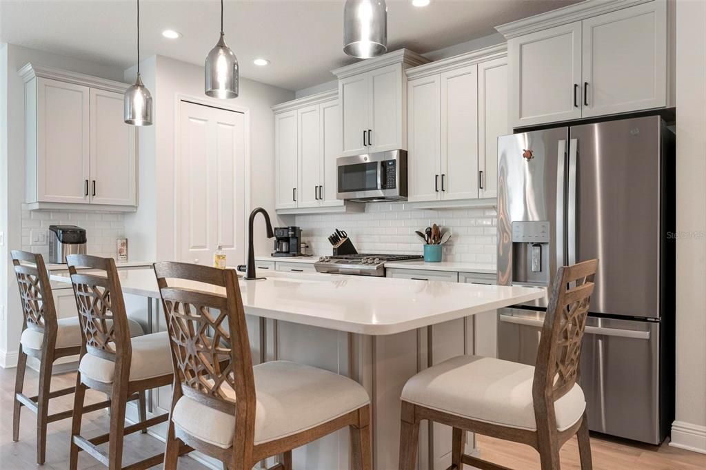 For Sale: $485,000 (3 beds, 2 baths, 1850 Square Feet)