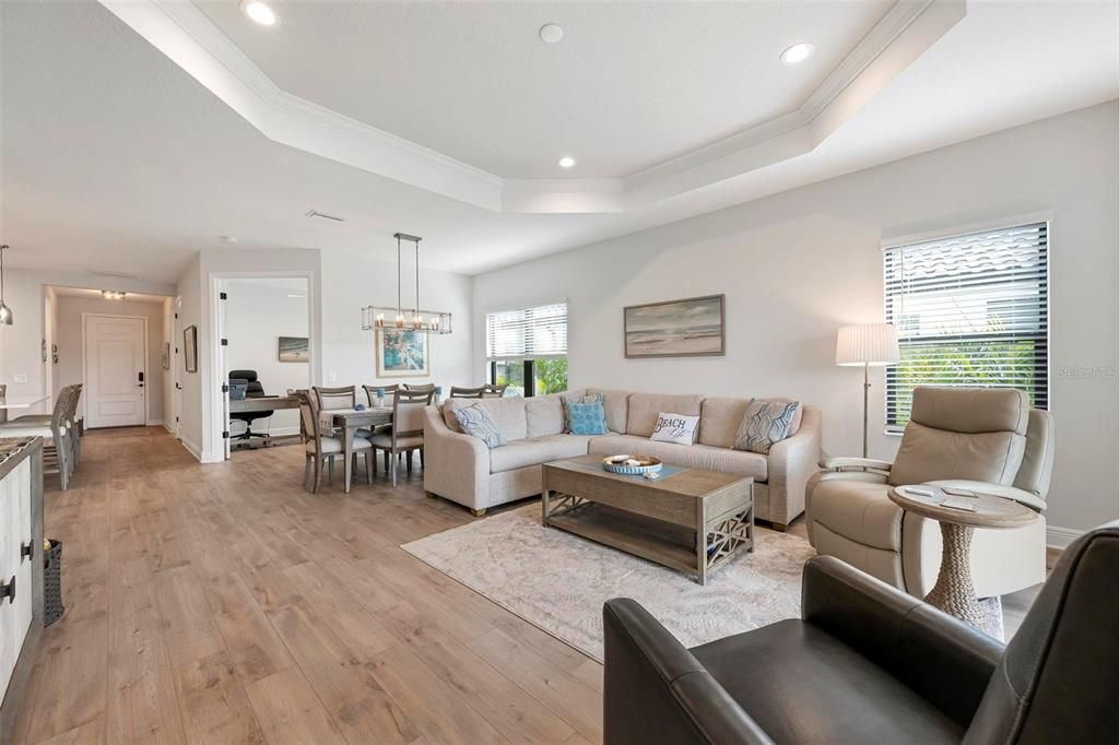For Sale: $485,000 (3 beds, 2 baths, 1850 Square Feet)