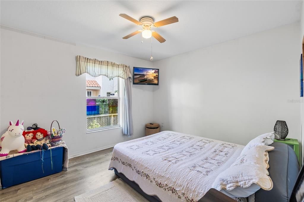 For Sale: $299,900 (3 beds, 2 baths, 1224 Square Feet)