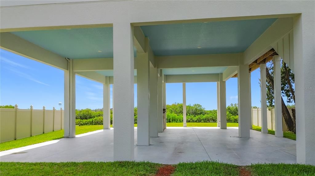 For Sale: $590,000 (2 beds, 2 baths, 1200 Square Feet)