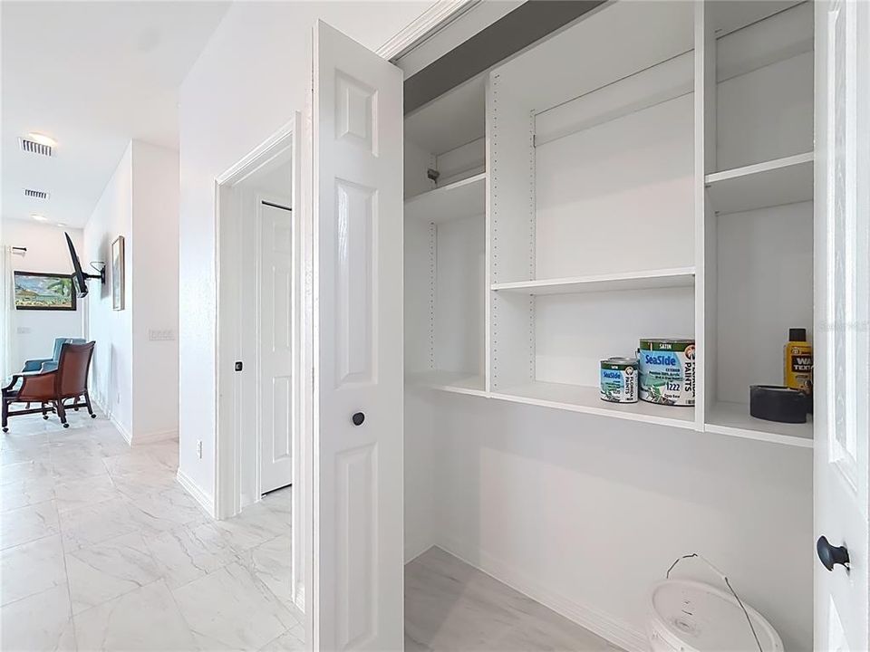 For Sale: $590,000 (2 beds, 2 baths, 1200 Square Feet)