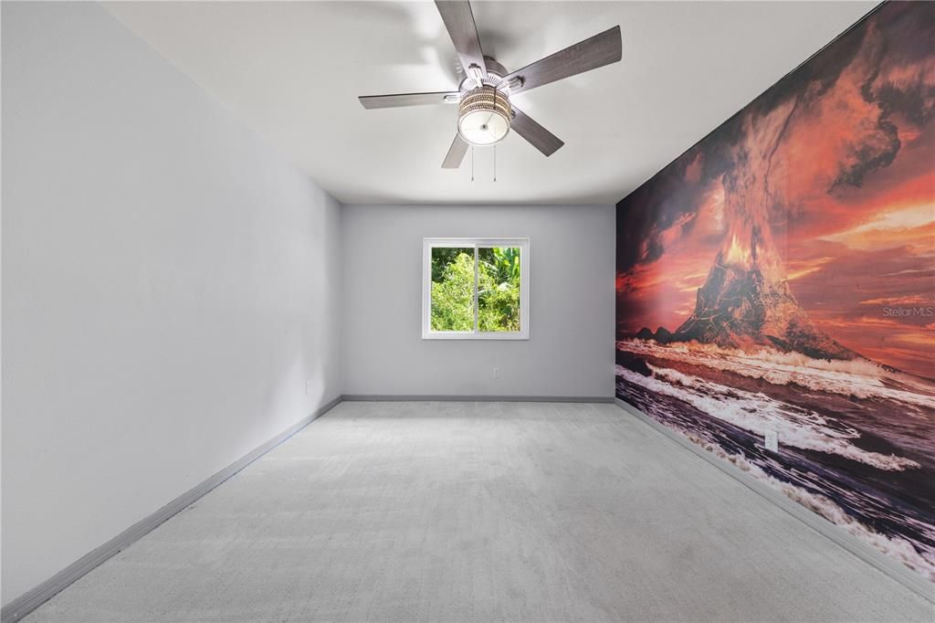 En Venta: $575,000 (4 camas, 2 baños, 1985 Pies cuadrados)
