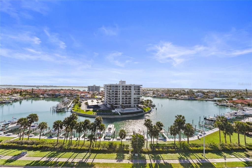 For Rent: $4,500 (2 beds, 2 baths, 1610 Square Feet)