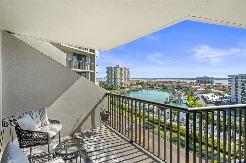 For Rent: $4,500 (2 beds, 2 baths, 1610 Square Feet)