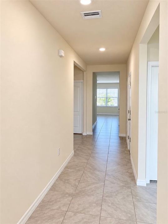 For Sale: $339,000 (4 beds, 2 baths, 1867 Square Feet)