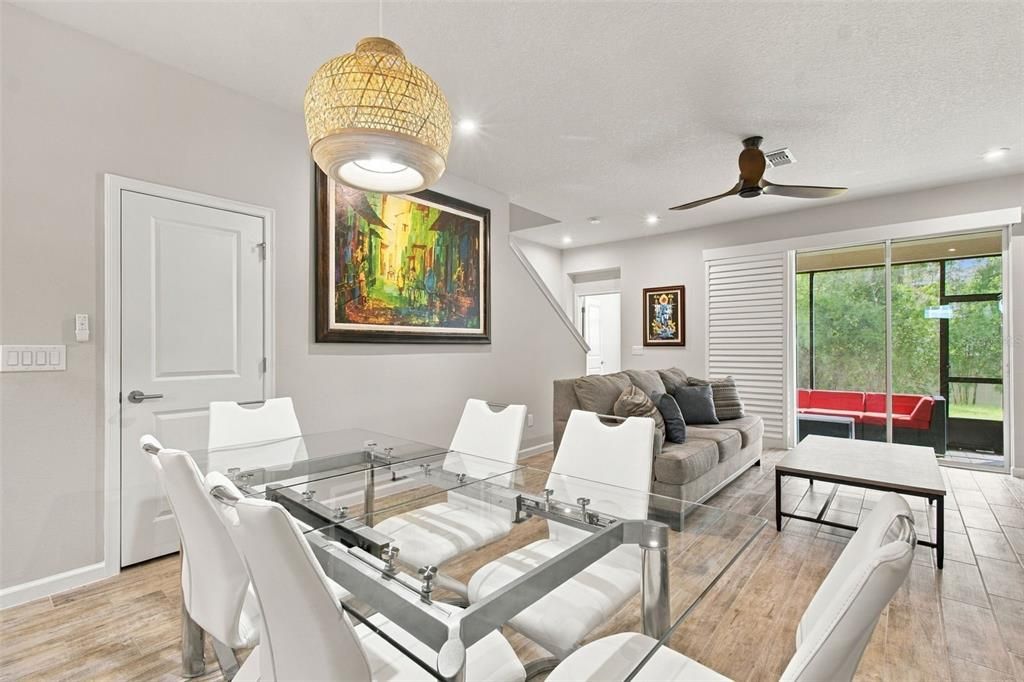 En Venta: $379,900 (3 camas, 2 baños, 1888 Pies cuadrados)