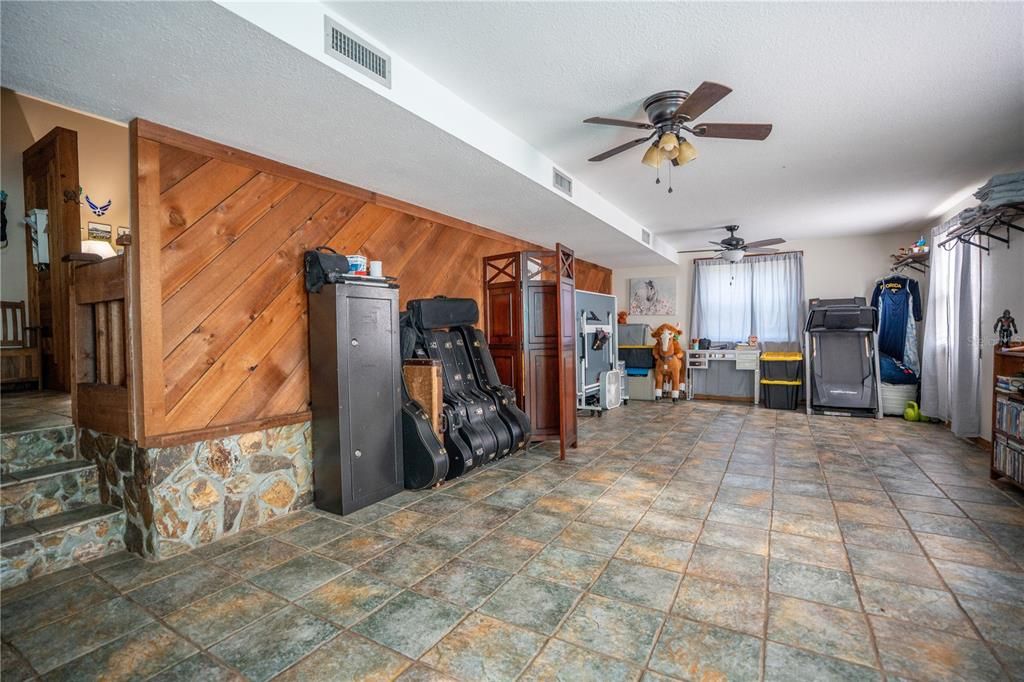 En Venta: $449,900 (3 camas, 2 baños, 1692 Pies cuadrados)