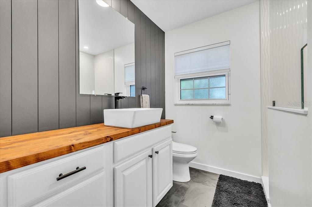 For Sale: $429,900 (3 beds, 2 baths, 1815 Square Feet)
