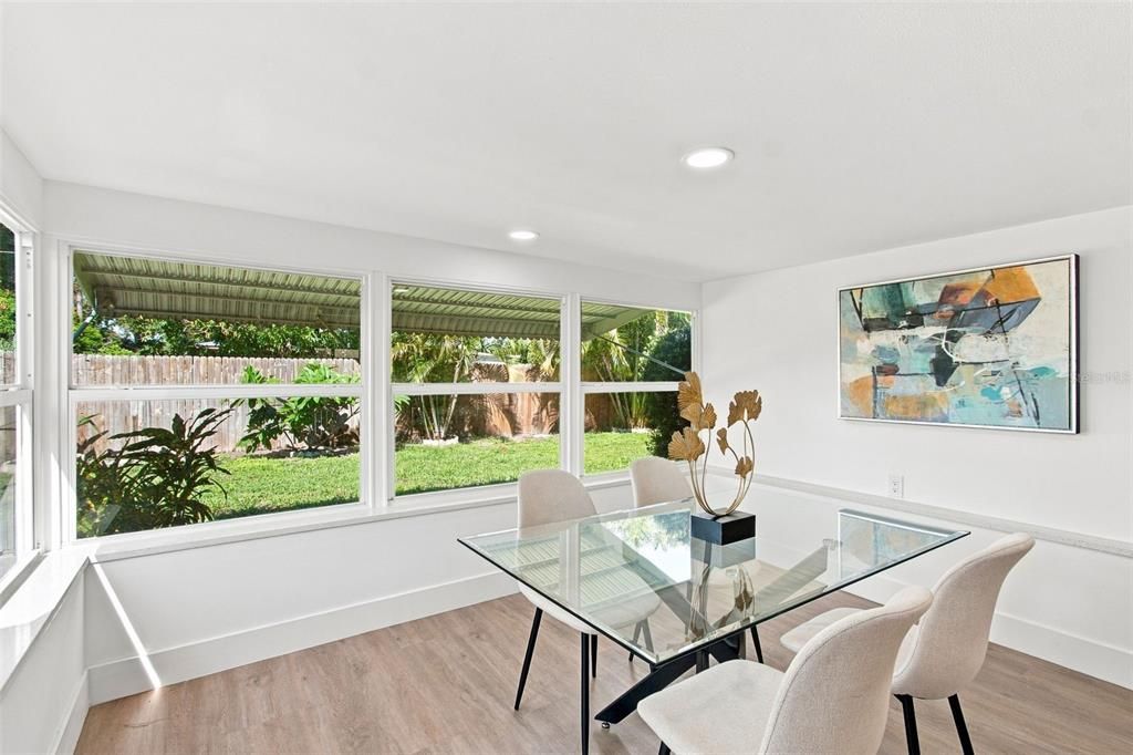 En Venta: $449,900 (2 camas, 2 baños, 1174 Pies cuadrados)