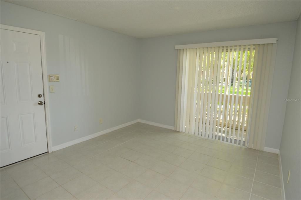 For Rent: $1,300 (1 beds, 1 baths, 500 Square Feet)