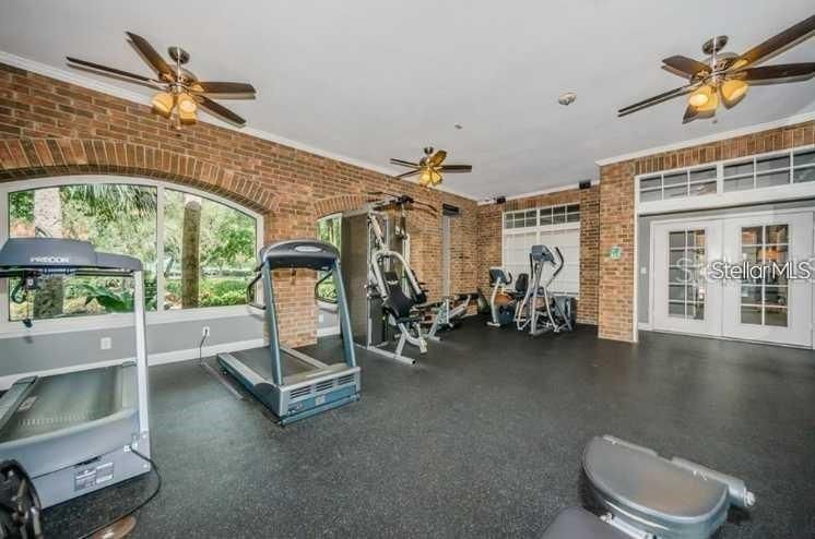 For Rent: $1,300 (1 beds, 1 baths, 500 Square Feet)