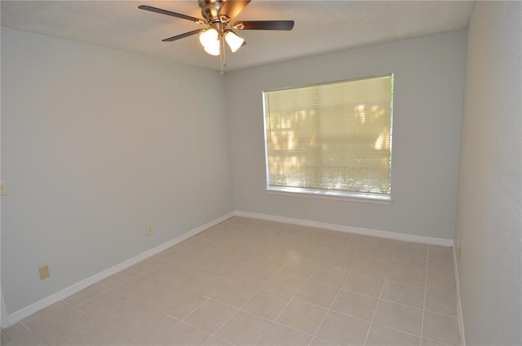 For Rent: $1,300 (1 beds, 1 baths, 500 Square Feet)