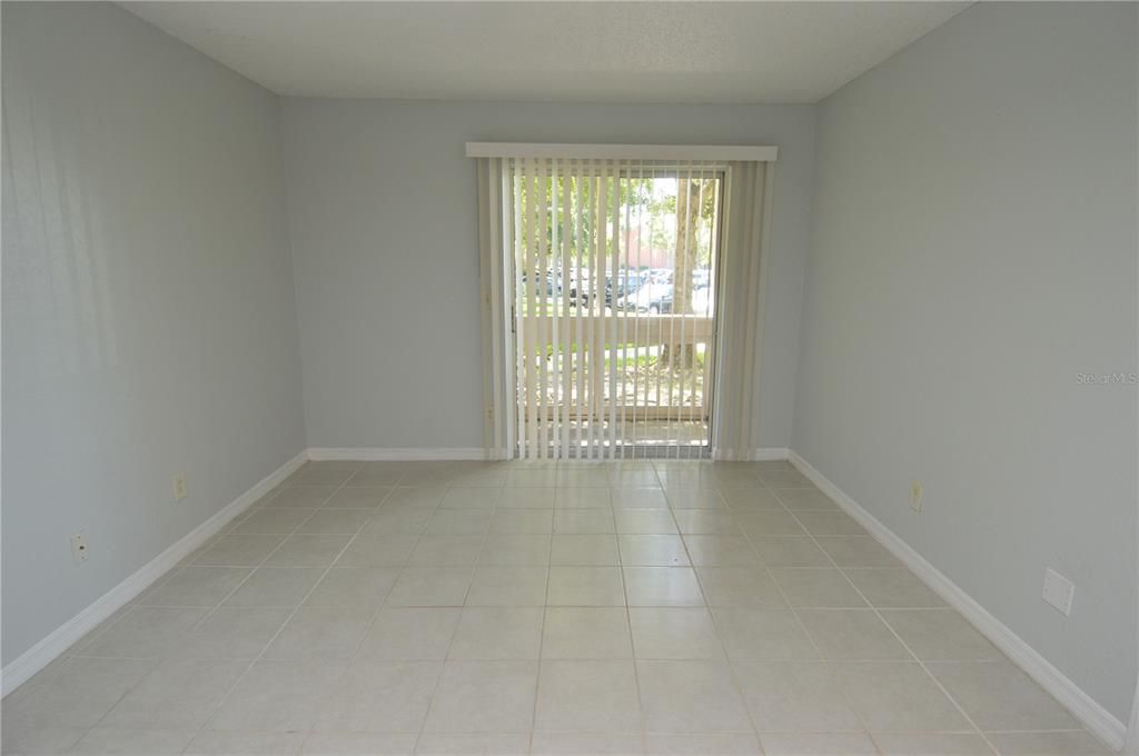 For Rent: $1,300 (1 beds, 1 baths, 500 Square Feet)