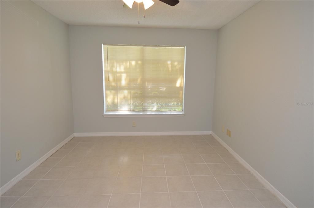 For Rent: $1,300 (1 beds, 1 baths, 500 Square Feet)