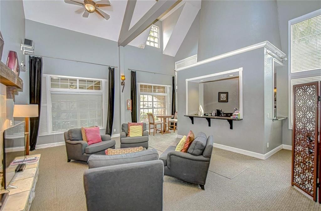 For Rent: $1,300 (1 beds, 1 baths, 500 Square Feet)