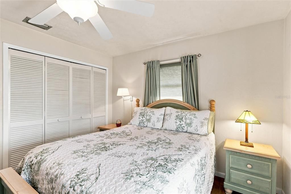 For Sale: $239,900 (2 beds, 2 baths, 1697 Square Feet)