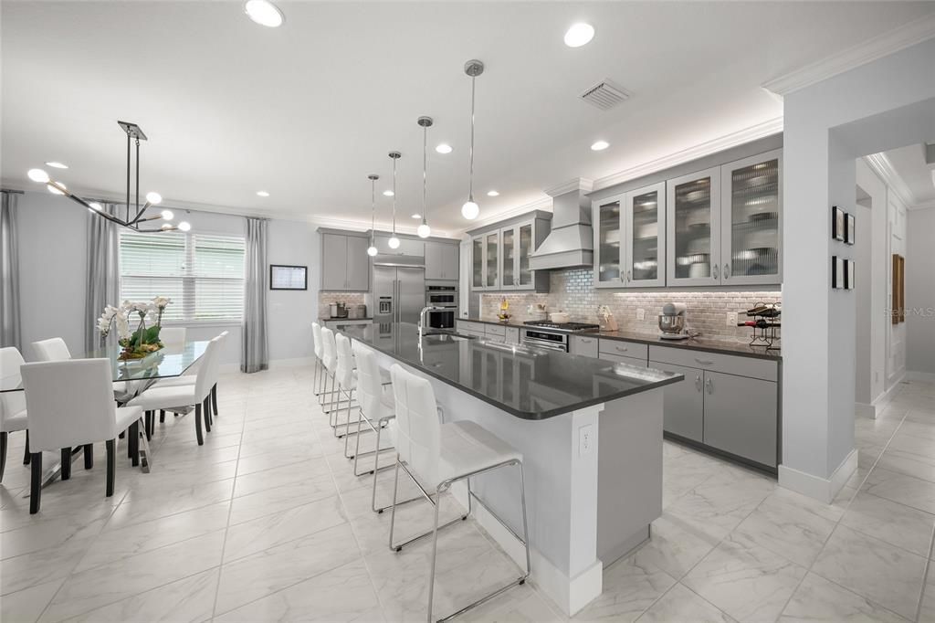На продажу: $799,999 (3 спален, 2 ванн, 2298 Квадратных фут)