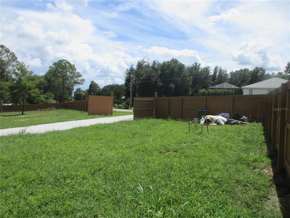 En Venta: $86,500 (0.71 acres)