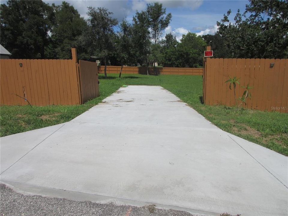 En Venta: $86,500 (0.71 acres)