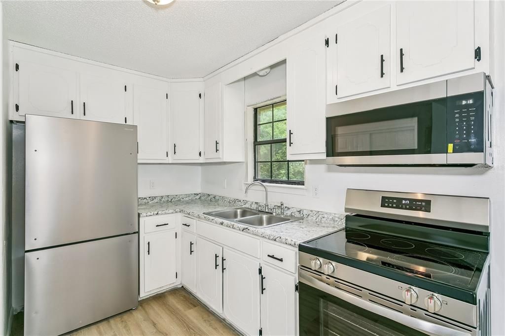 En Venta: $188,900 (3 camas, 1 baños, 1076 Pies cuadrados)