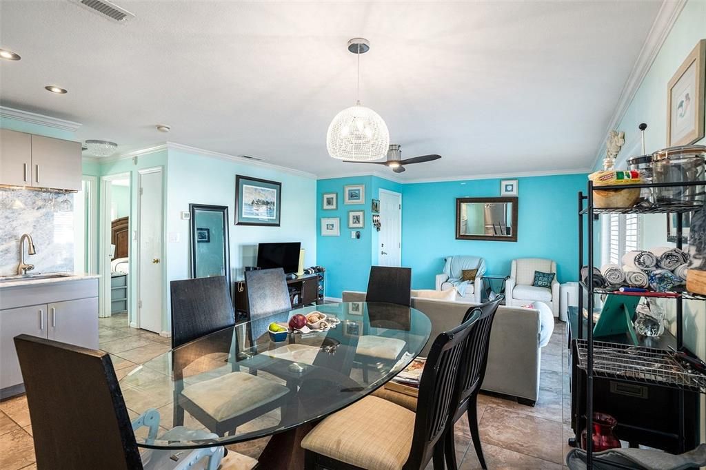 En Venta: $190,000 (2 camas, 1 baños, 774 Pies cuadrados)