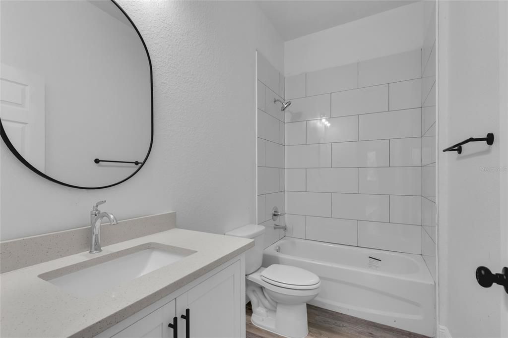 For Sale: $275,000 (4 beds, 3 baths, 1926 Square Feet)