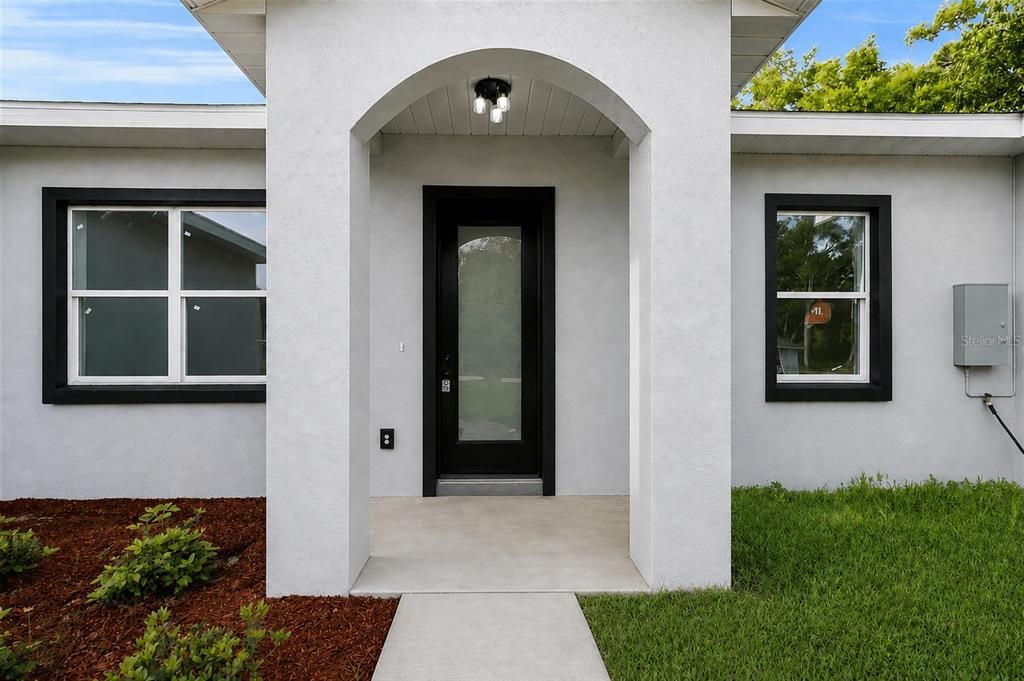 For Sale: $275,000 (4 beds, 3 baths, 1926 Square Feet)