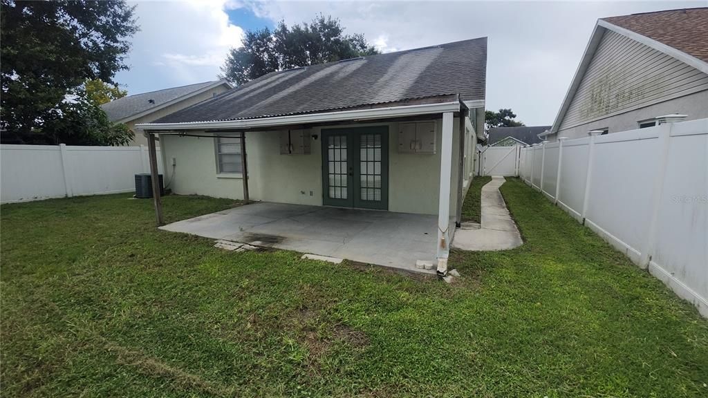 For Sale: $318,798 (3 beds, 2 baths, 1194 Square Feet)